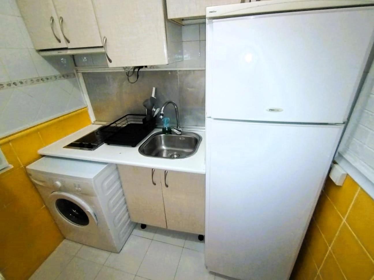 Apartamento Para 2 - Puerta Del Sol Madrid Luaran gambar